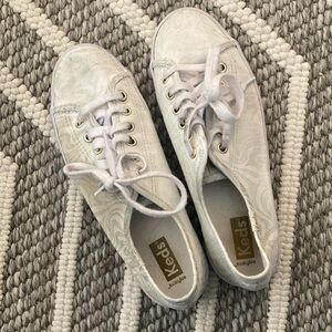 Glow in the dark Keds. Size 6.5.